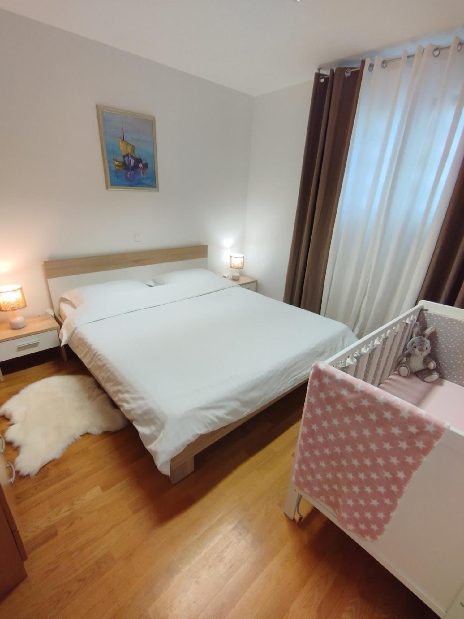 Bella Vista - Cozy Apartments With Easy Check-In And Free Parking Split Exteriér fotografie